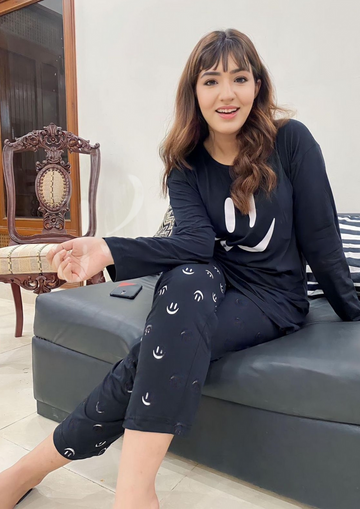 Black Smile with Dotted Style Pajama Full Sleeves Night Suit for her